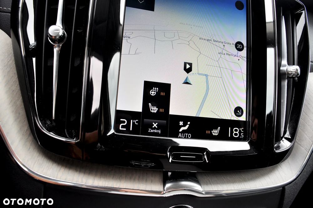 Volvo XC 60 B5 B Geartronic Inscription - 34