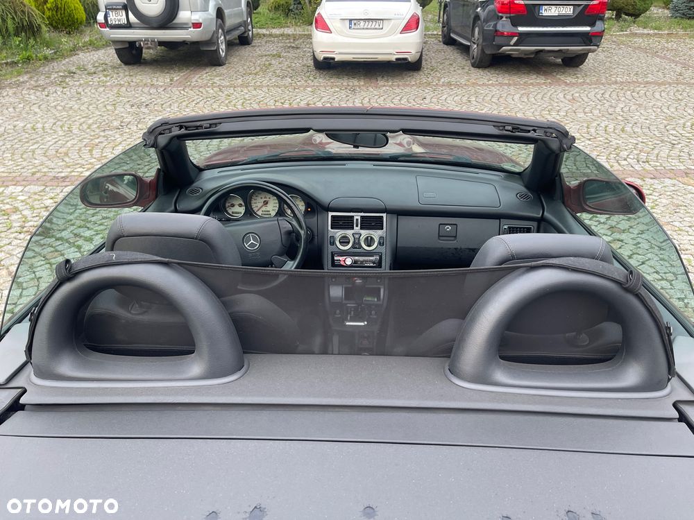 Mercedes-Benz SLK - 11