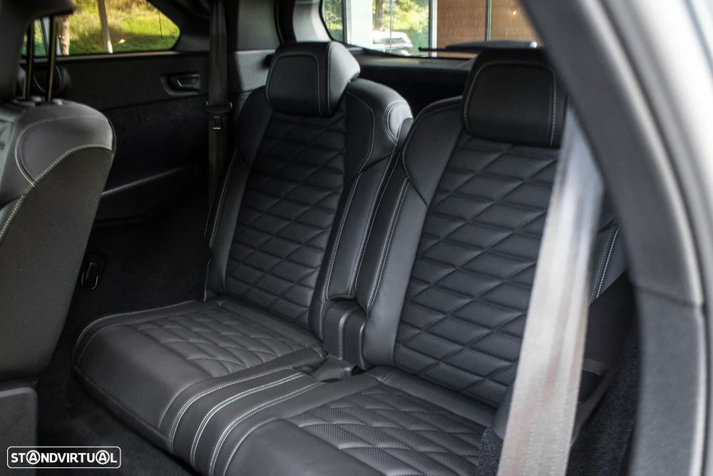 Peugeot E-5008 GT - 35