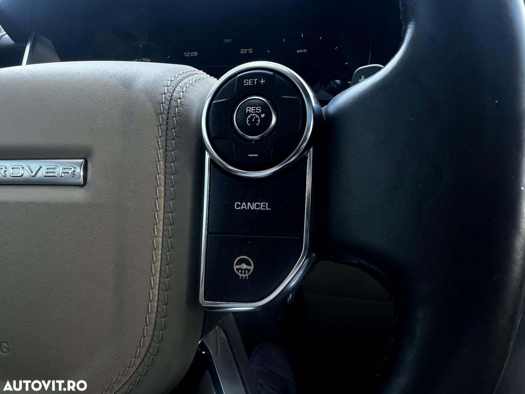 Land Rover Range Rover Vogue - 23