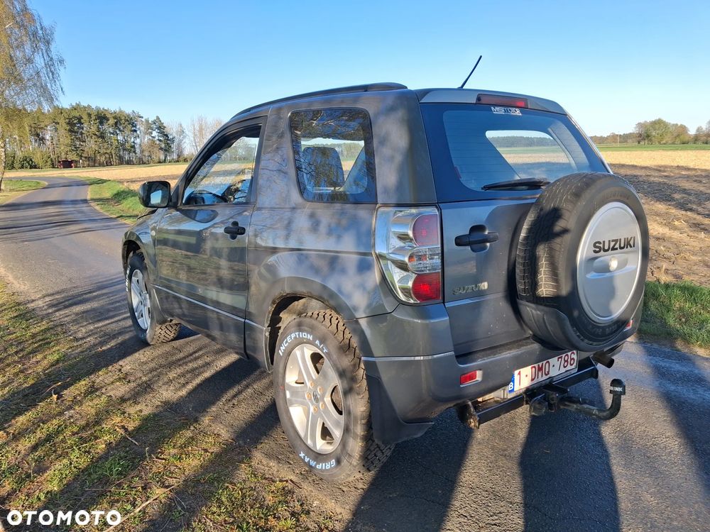 Suzuki Grand Vitara 1.9 DDiS Comfort - 10