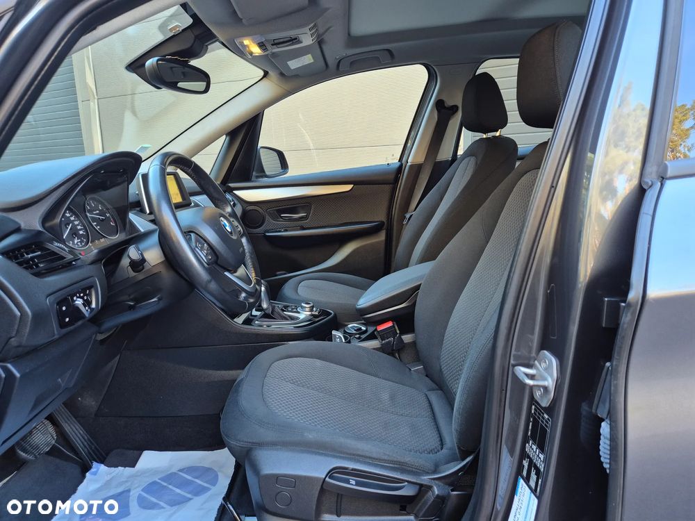 BMW Seria 2 218d Sport-Aut Luxury Line - 19