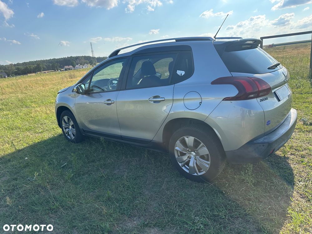 Peugeot 2008 PureTech 82 Allure - 4