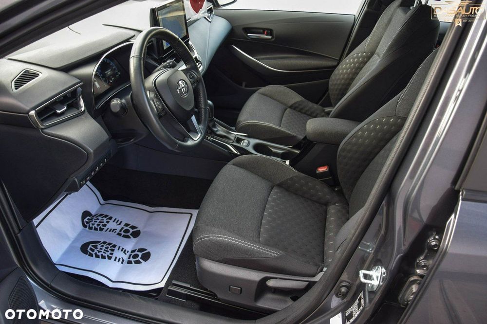 Toyota Corolla 1.8 Business Edition - 18