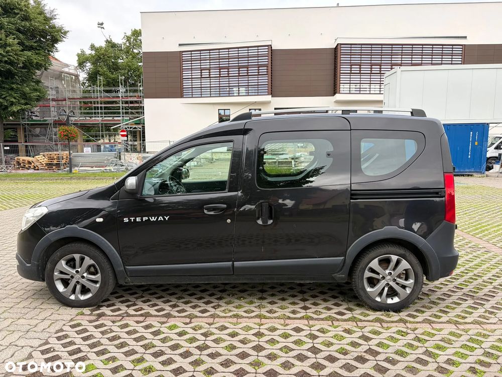 Dacia Dokker TCe 115 Stepway Celebration - 13
