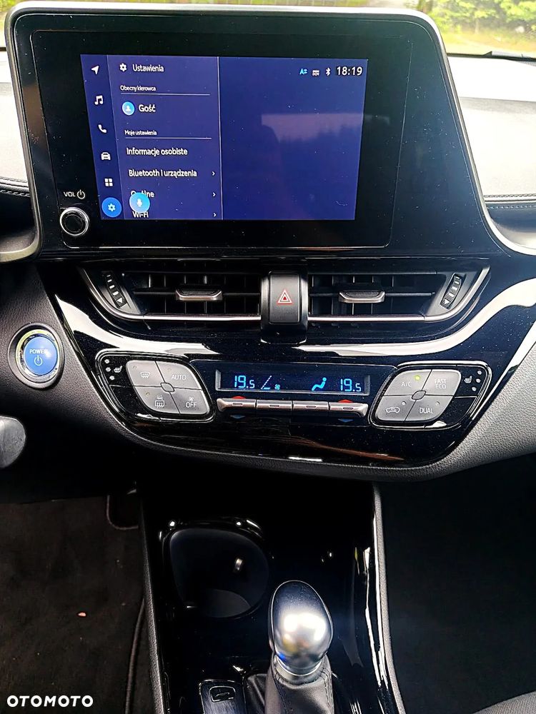 Toyota C-HR 1.8 Hybrid GPF Executive - 14
