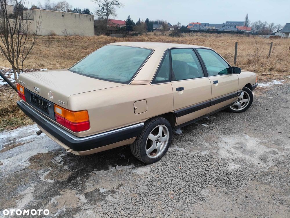 Audi 100 - 3