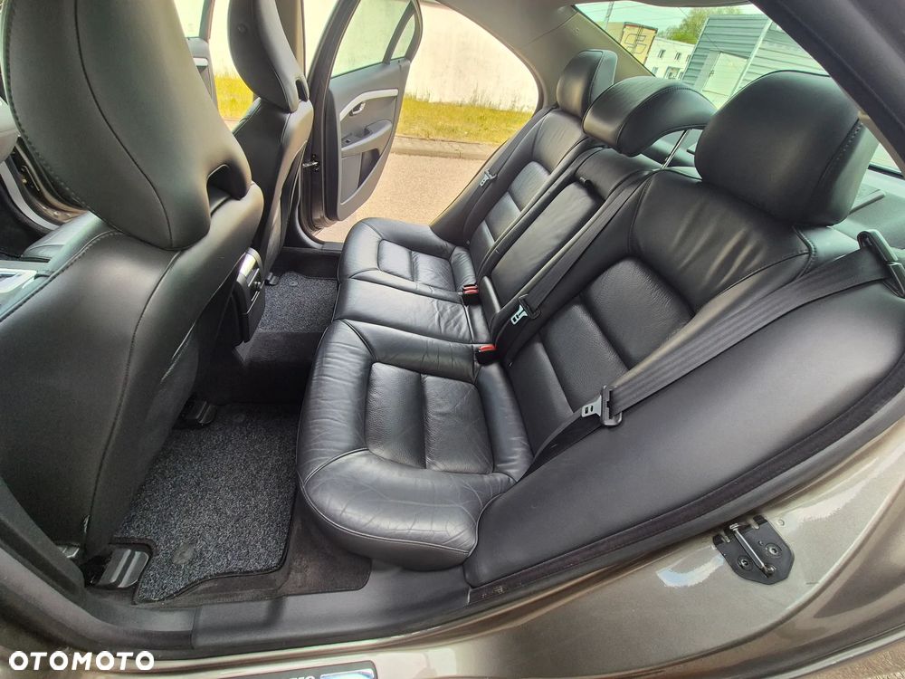 Volvo S80 2.4D Momentum - 17