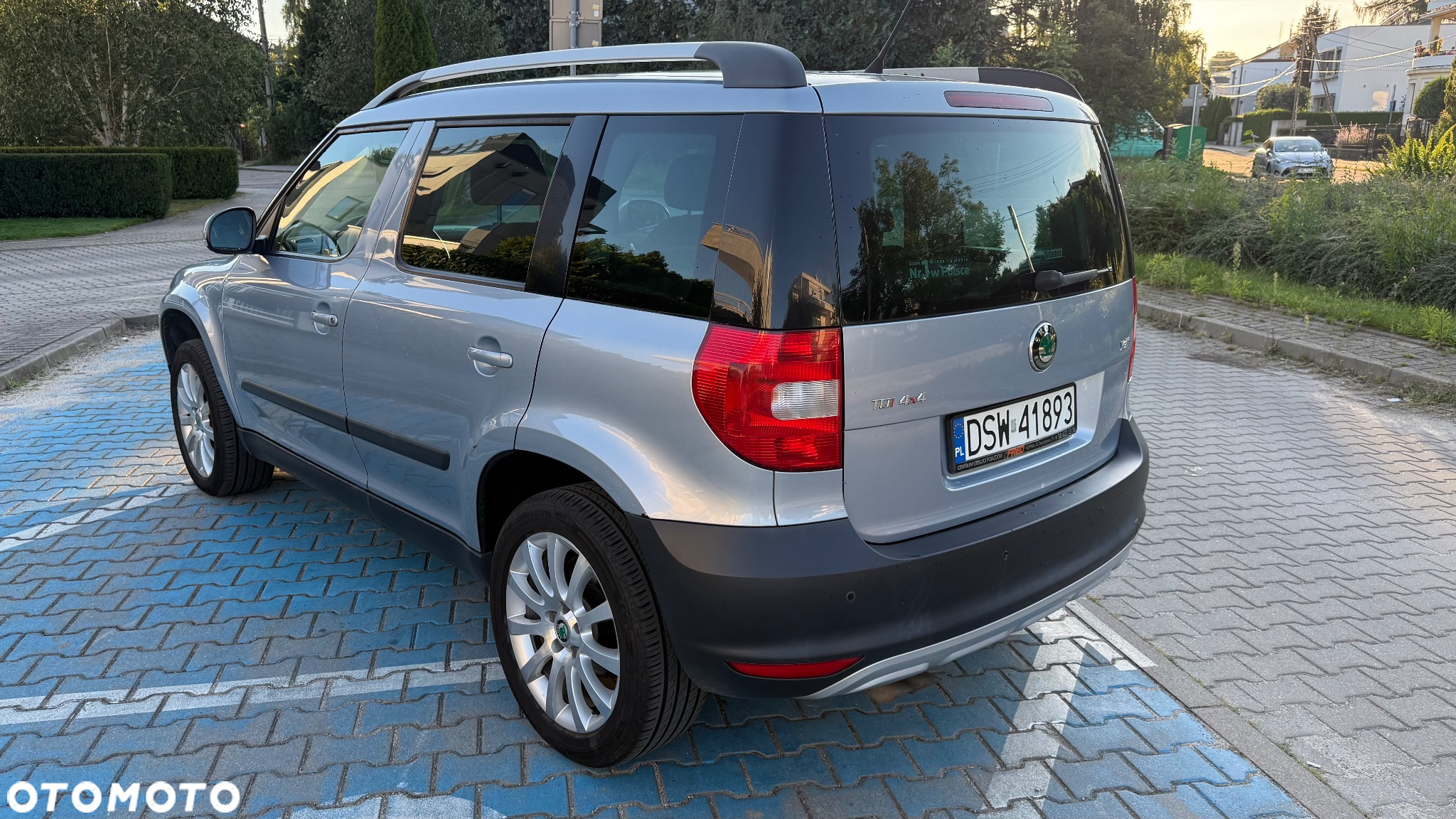 Skoda Yeti 2.0 TDI DPF 4x4 Adventure - 4