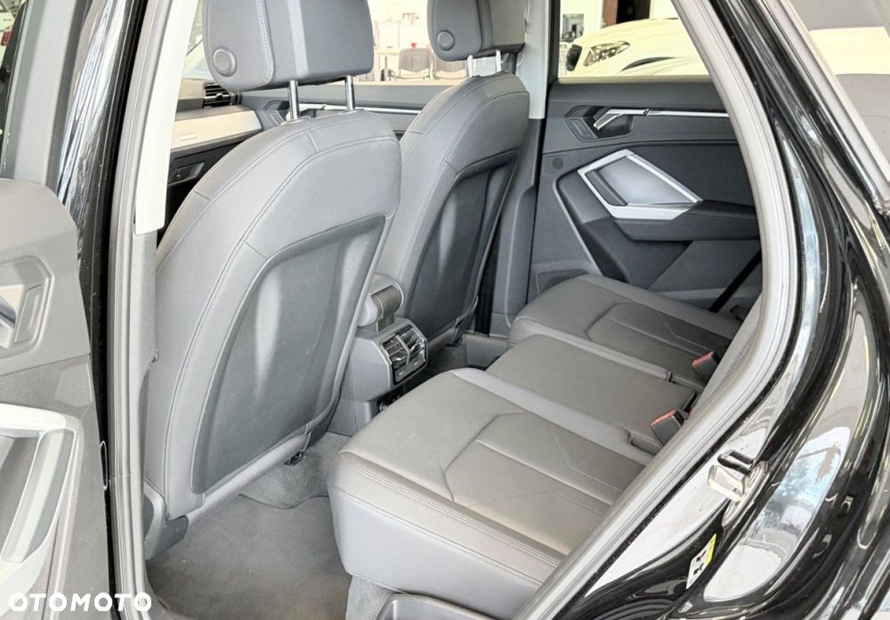Audi Q3 40 TDI Quattro S tronic S line - 25