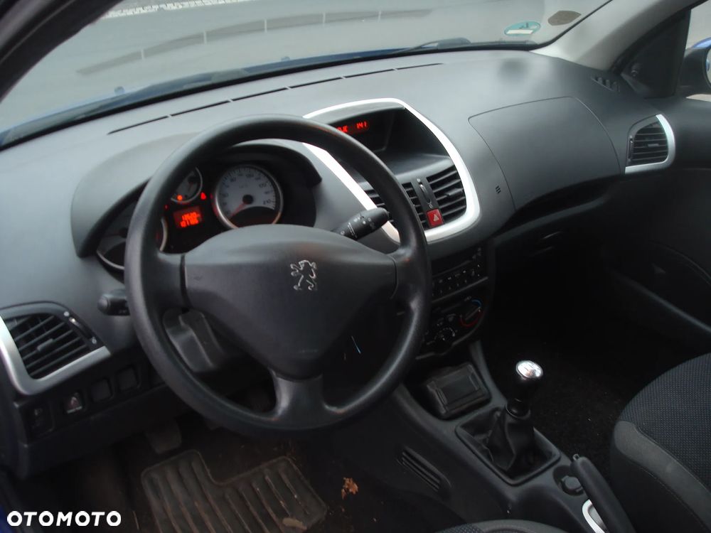 Peugeot 206 plus - 19