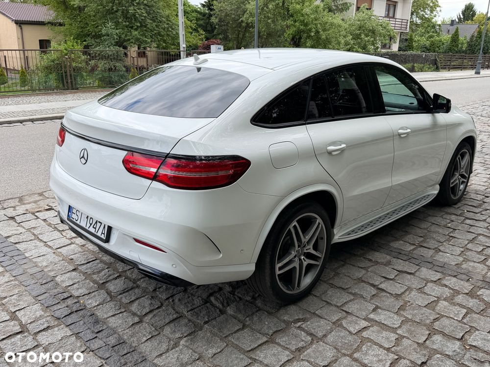 Mercedes-Benz GLE 350 d 4Matic 9G-TRONIC AMG Line - 3