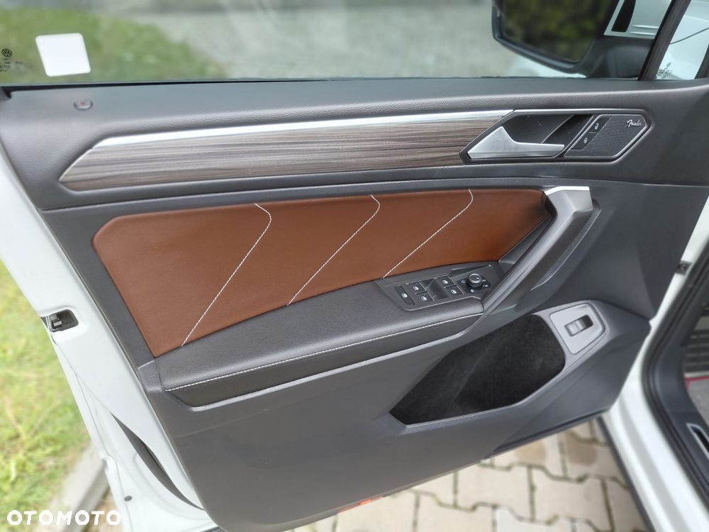 Volkswagen Tiguan 2.0 TSI 4Mot R-Line DSG - 36