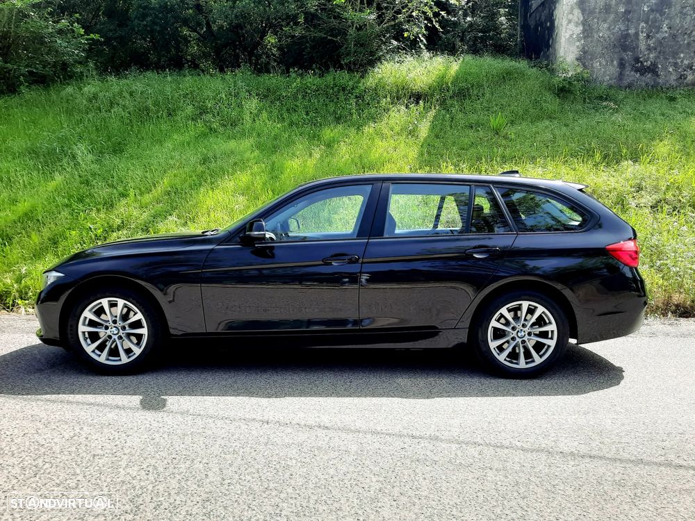 BMW 320 d Aut. Sport Line - 23