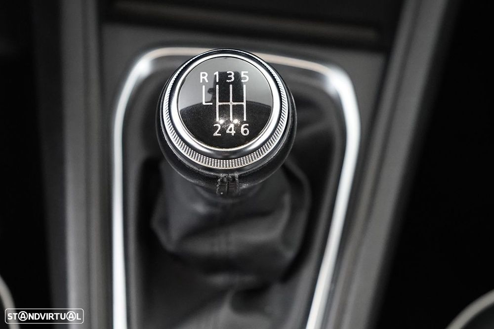 Renault Captur 1.0 TCe Techno Bi-Fuel - 14