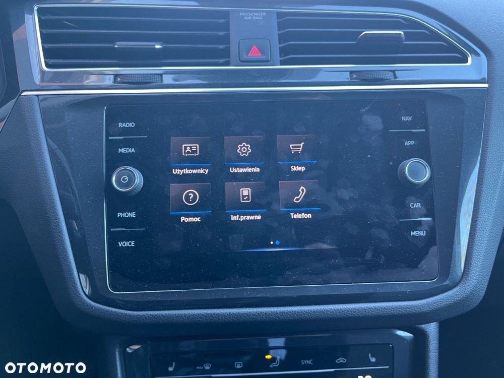 Volkswagen Tiguan 2.0 TDI SCR Elegance DSG - 18