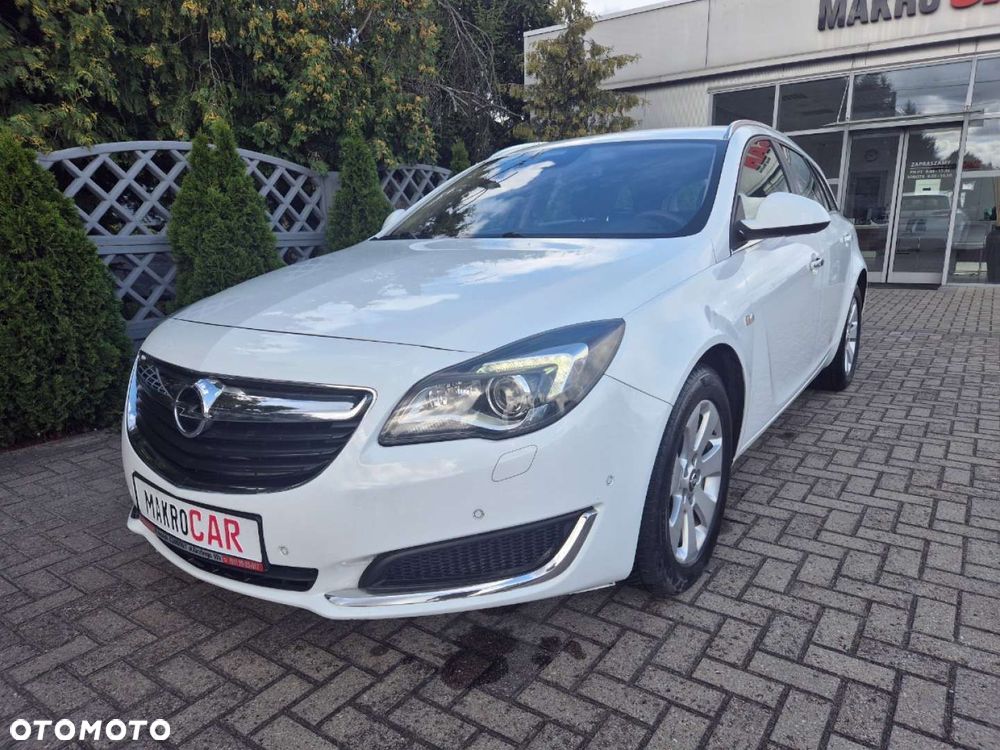 Opel Insignia - 1