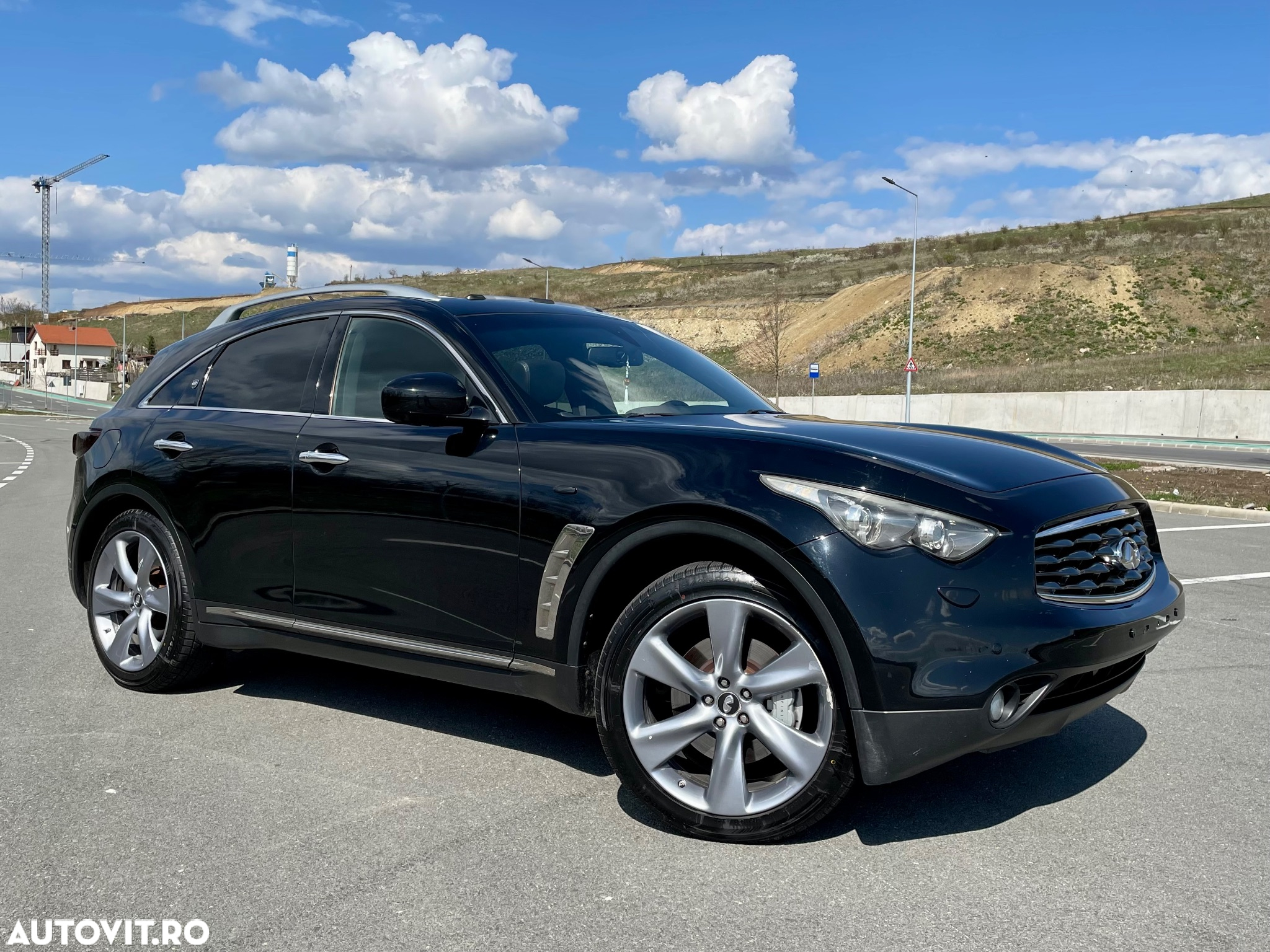Infiniti FX 30 FX30d 3.0d V6 S Premium AWD - 3