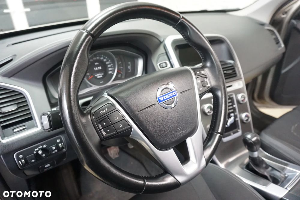 Volvo XC 60 D3 Edition Pro - 23