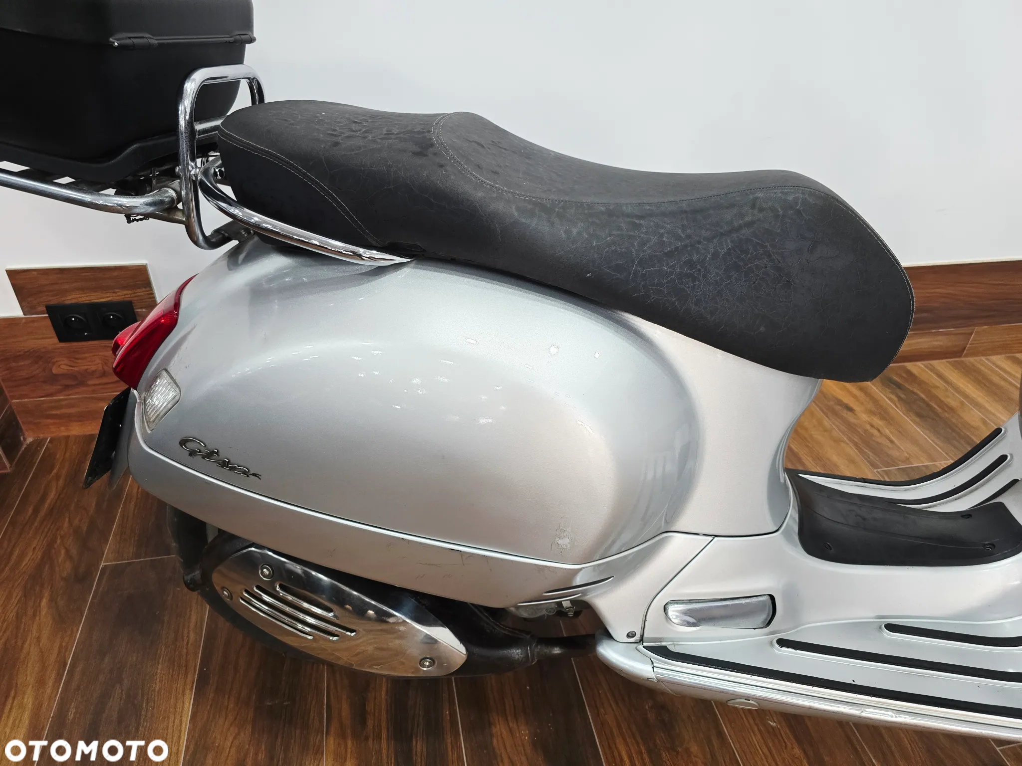 Piaggio Vespa - 11