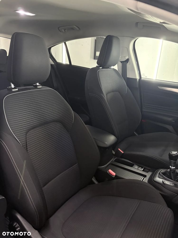 Ford Focus 1.0 EcoBoost STart-Stopp-System TITANIUM X - 16