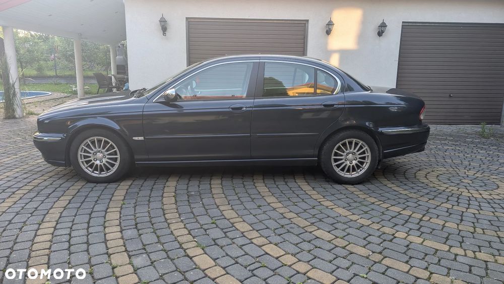 Jaguar X-Type 2.2 Executive - 3
