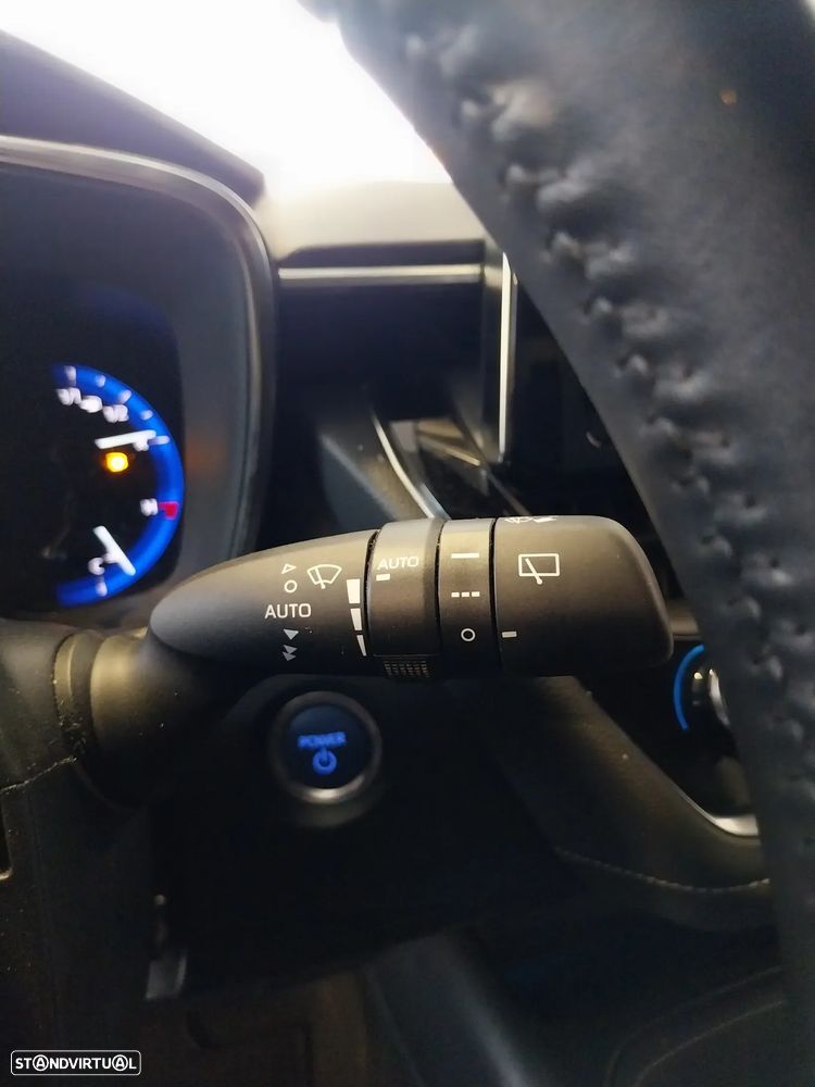 Toyota Corolla Touring Sports 1.8 Hybrid Comfort+P.Sport - 17