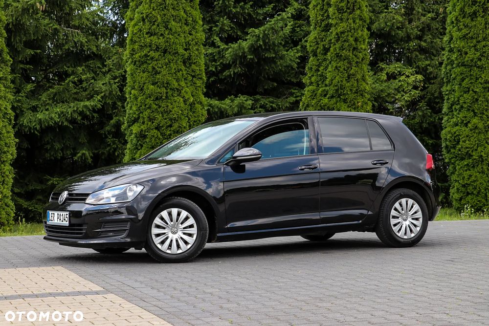 Volkswagen Golf 1.6 TDI DPF Highline - 4