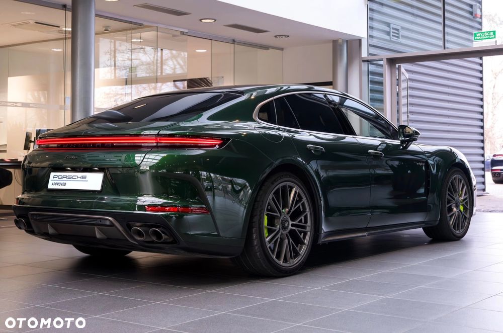 Porsche Panamera Turbo E-Hybrid PHEV - 3