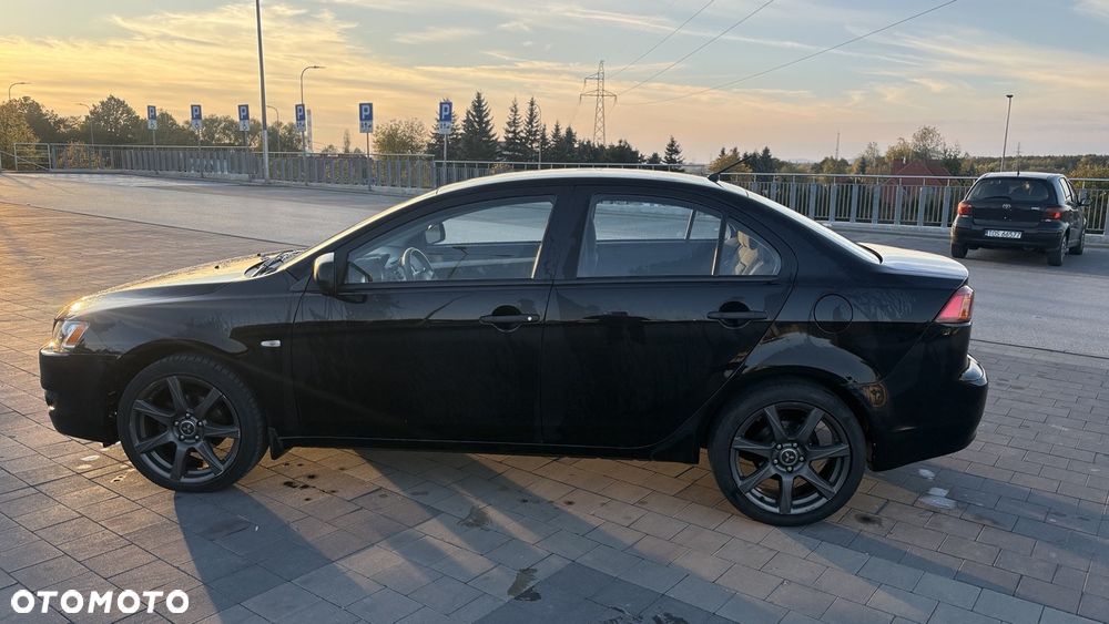 Mitsubishi Lancer - 4