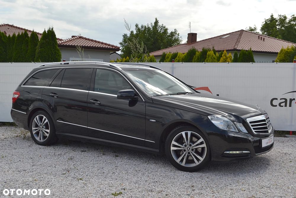 Mercedes-Benz Klasa E 300 BlueTEC 7G-TRONIC Avantgarde - 3