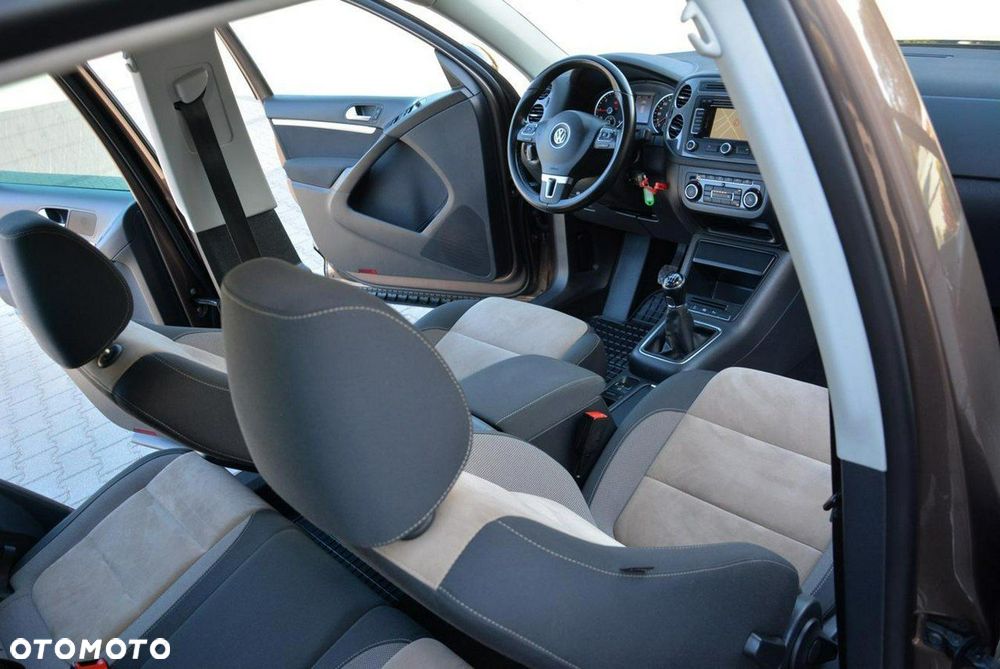 Volkswagen Tiguan 2.0 TDI DPF BlueMotion Technology Cup Sport & Style - 23