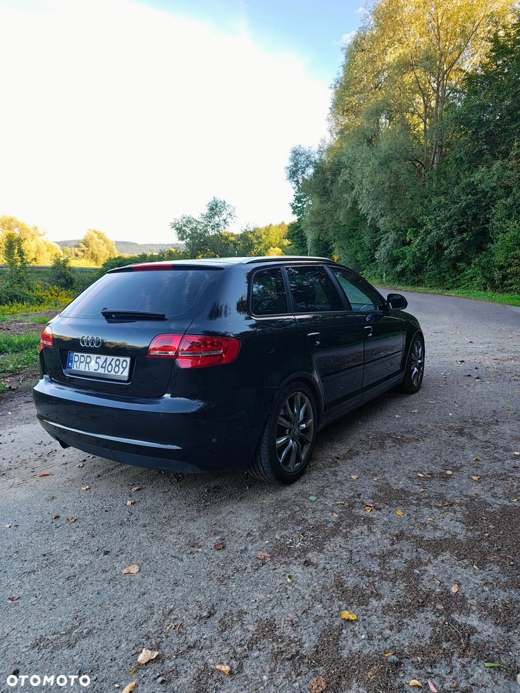 Audi A3 Sportback 1.6 TDI DPF Ambition - 5