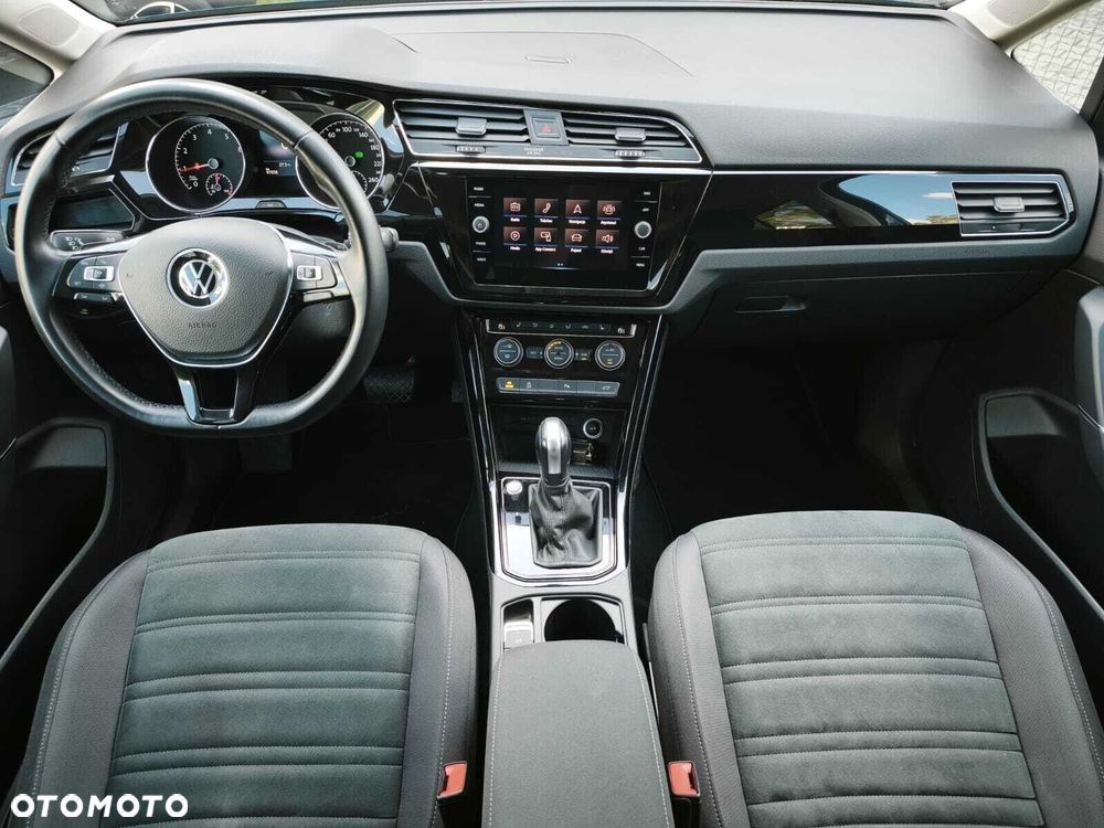 Volkswagen Touran 1.5 TSI EVO Highline DSG - 5