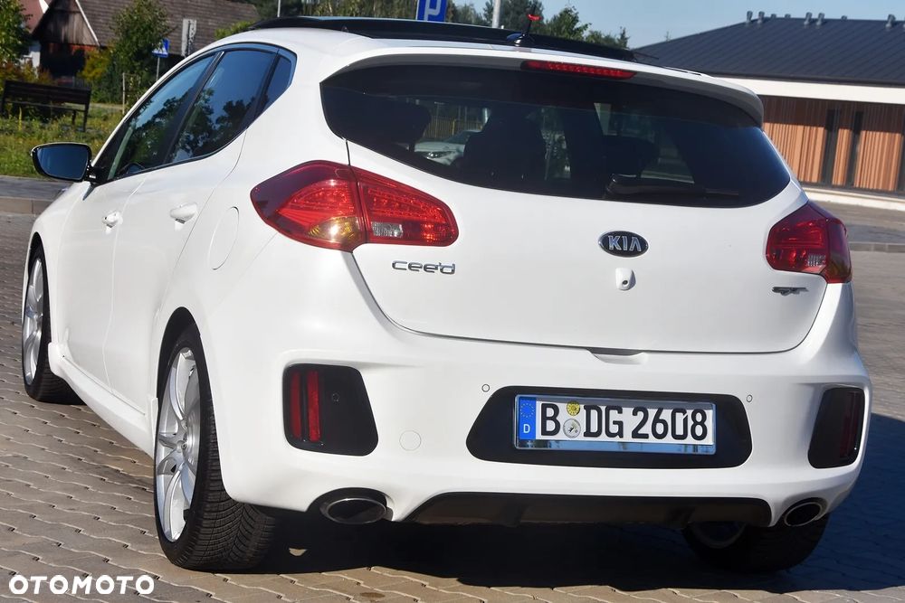 Kia Ceed 1.6 T-GDI GT XL - 5