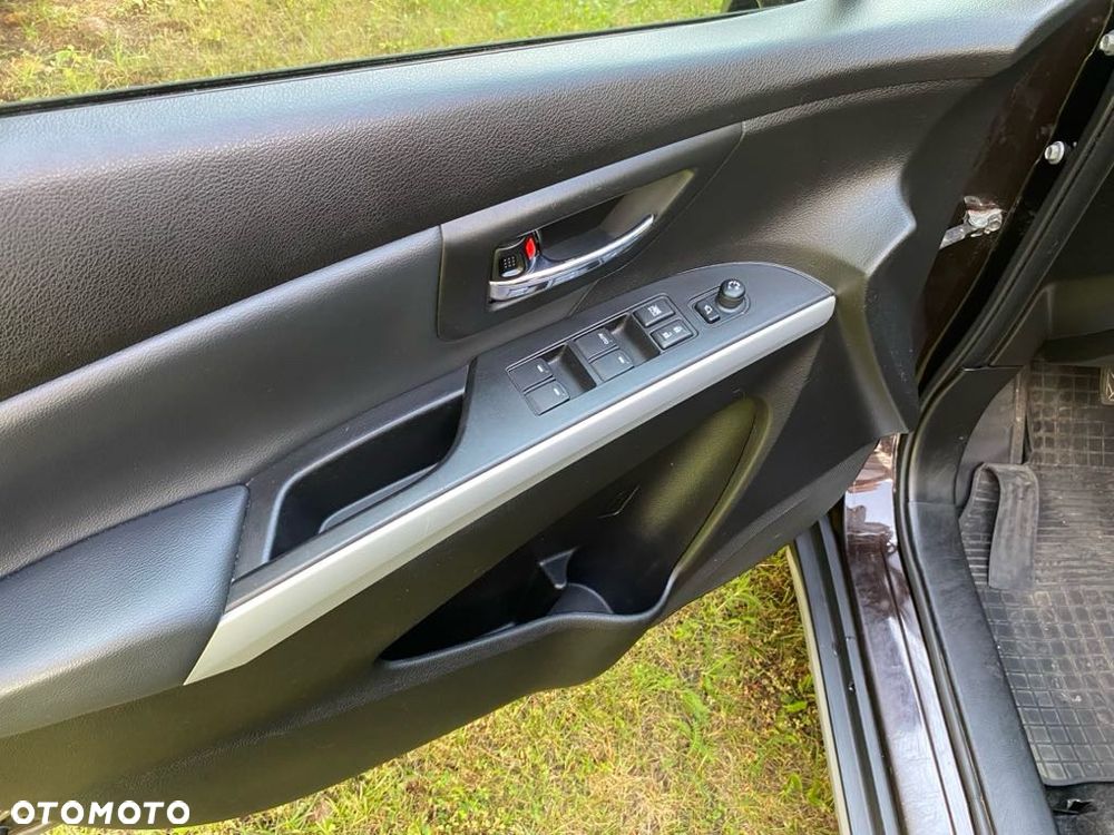 Suzuki SX4 S-Cross 1.6 DDiS Premium Plus - 9