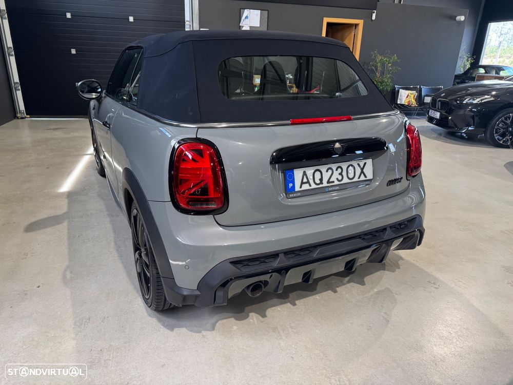 MINI Cabrio Cooper Premium Plus JCW Auto - 8
