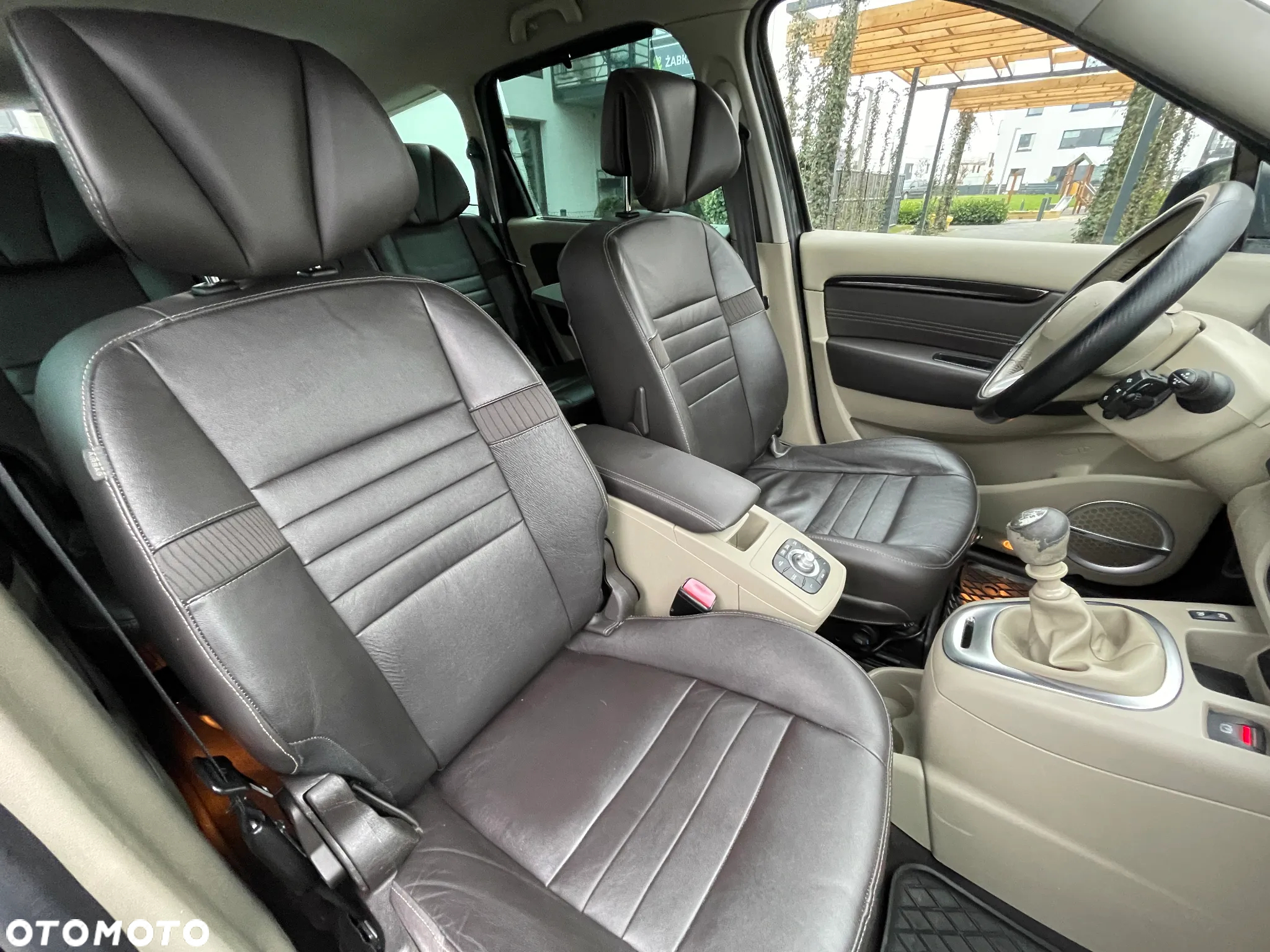 Renault Grand Scenic Gr 1.9 dCi Bose Edition - 22