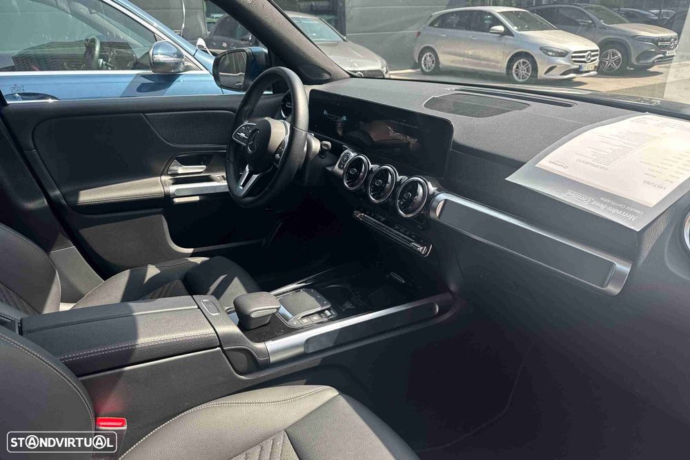 Mercedes-Benz GLB 180 d Progressive - 8