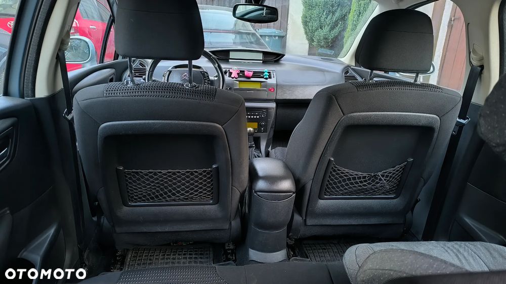 Citroën C4 2.0 16V Exclusive - 18