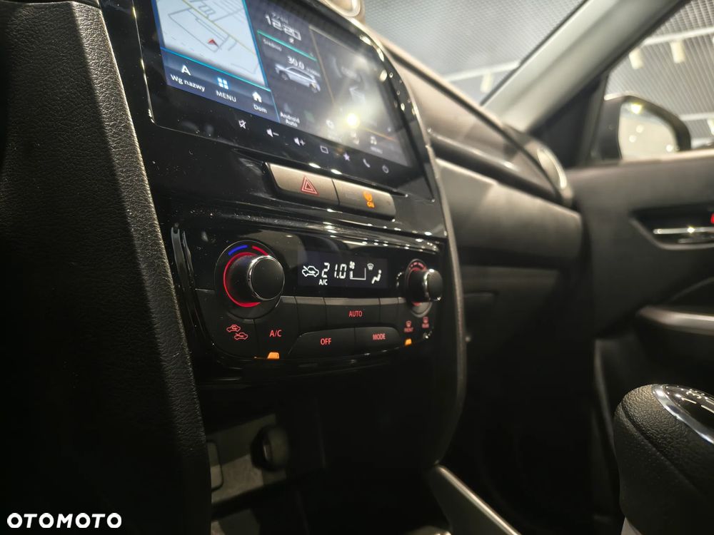 Suzuki Vitara 1.4 Boosterjet mHEV Premium Plus 2WD - 13