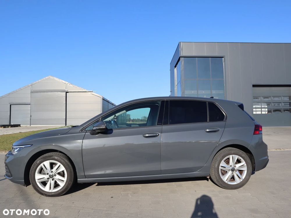 Volkswagen Golf - 10