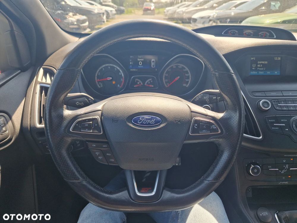 Ford Focus - 14