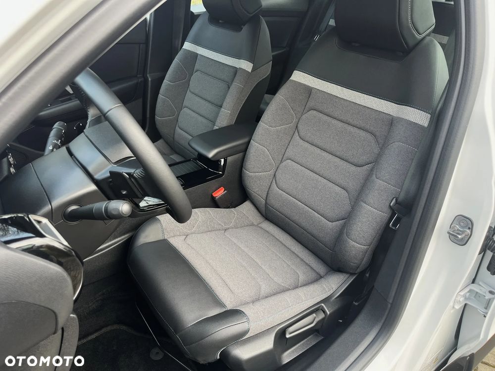 Citroën C4X BlueHDi 130 Stop&Start EAT8 SHINE - 12