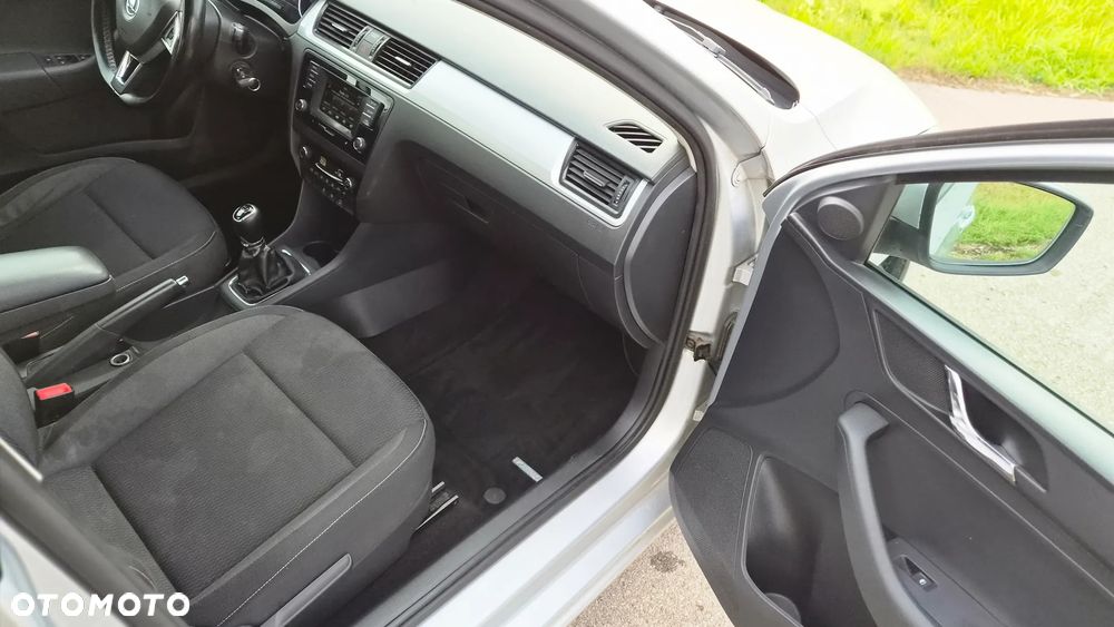 Skoda RAPID 1.6 TDI DPF Style - 12