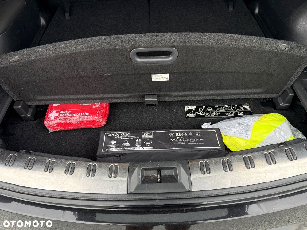 Nissan Qashqai+2 - 21