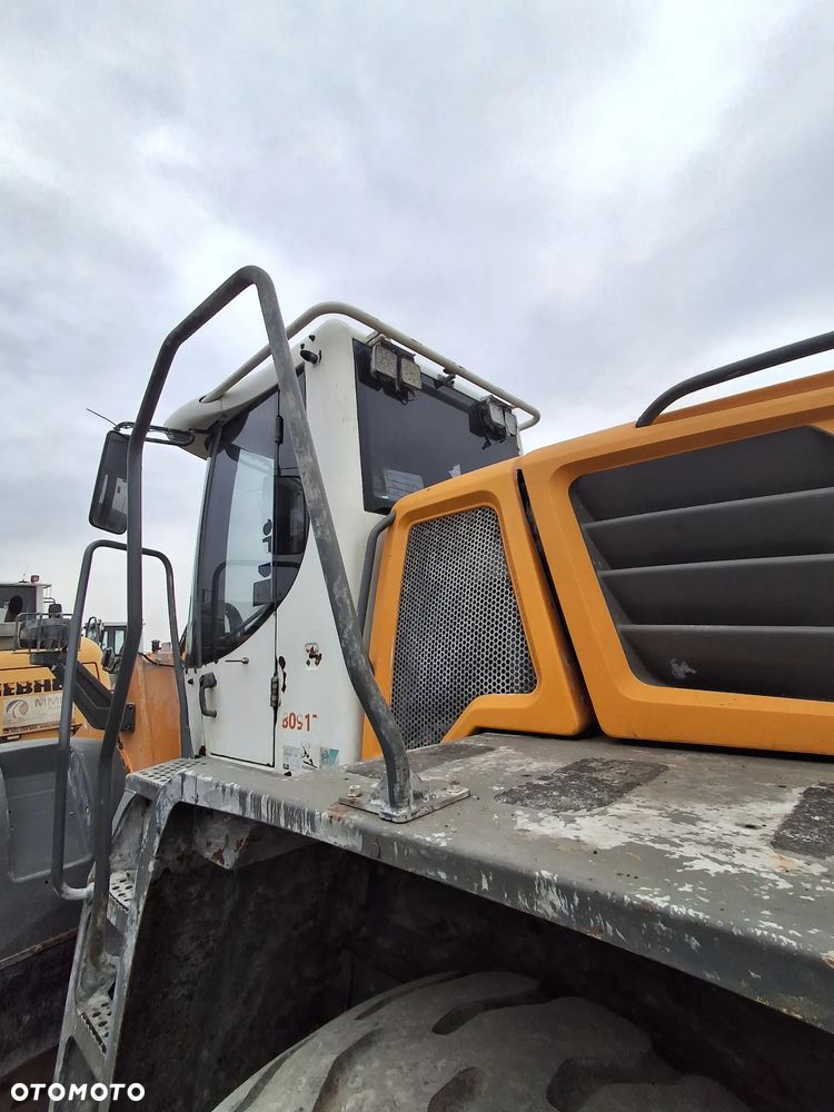 Liebherr L566 - 6
