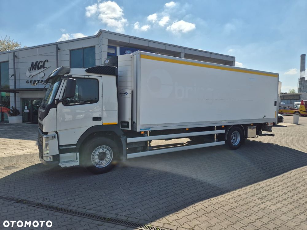 Volvo FM 340 4X2 / CHŁODNIA IZOTERMA / CARRIER VECTOR i350 / WINDA 2500KG / BEZWYPADKOWY / 1 WŁ / EURO 6 / AUTOMAT / IDEALNY / 9000KG ŁADOWNOŚĆ / WEBASTO - 12
