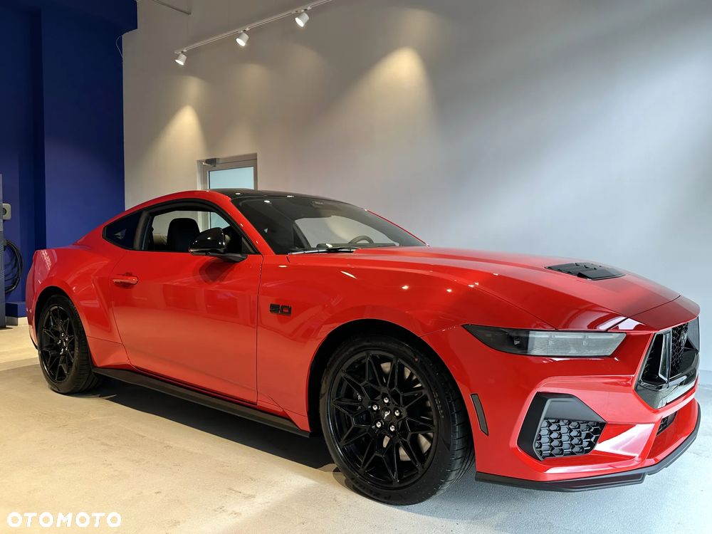 Ford Mustang - 2