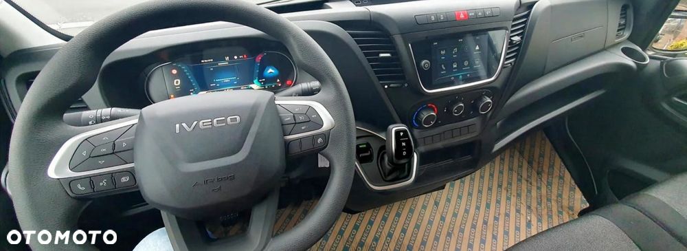 Iveco 35S16A8V 12M3 AUTOMAT - 14